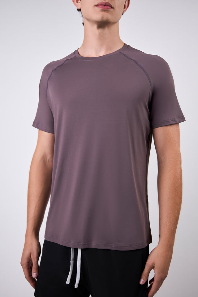 Motion Essential Tee