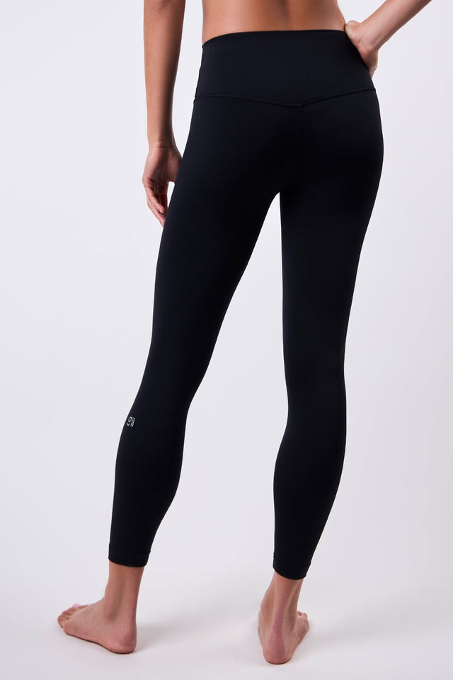 Glosoft High Waist 7/8 Pocket Legging - Glory in LA