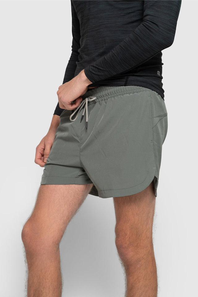 Invictus Short - Glory in LA